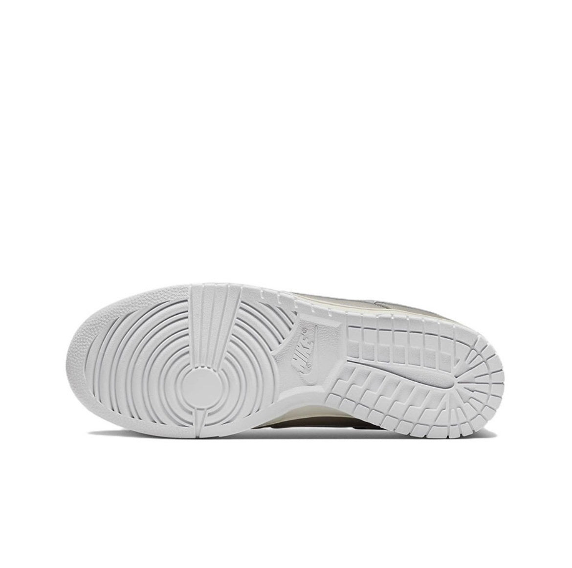 Nike Dunk Low Metallic Silver Sneakers DX3197-095