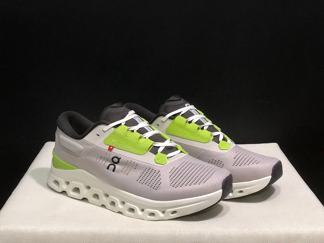 On Cloudstratus 3 Running Shoes, White Grey Green