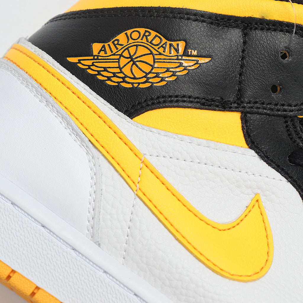 Jordan 1 High Black Yellow White Sneakers CV5276-107