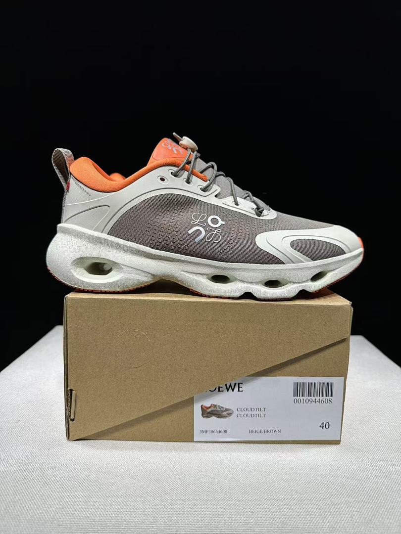 On x LOEWE Cloudventure 3.0 Sneakers Beige Brown