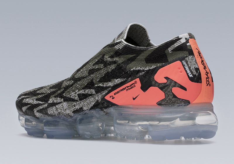 Nike Air VaporMax Moc 2 x ACRONYM Black Coral AQ0996-102