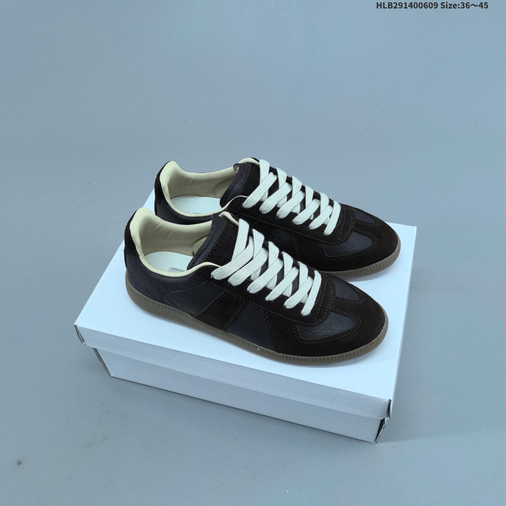 Maison Margiela Replica Low-Top Sneakers