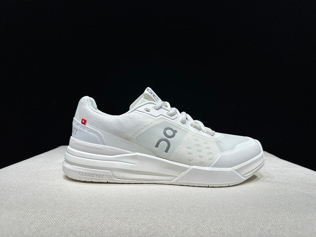 On THE ROGER Advantage Pro White Tennis Sneakers