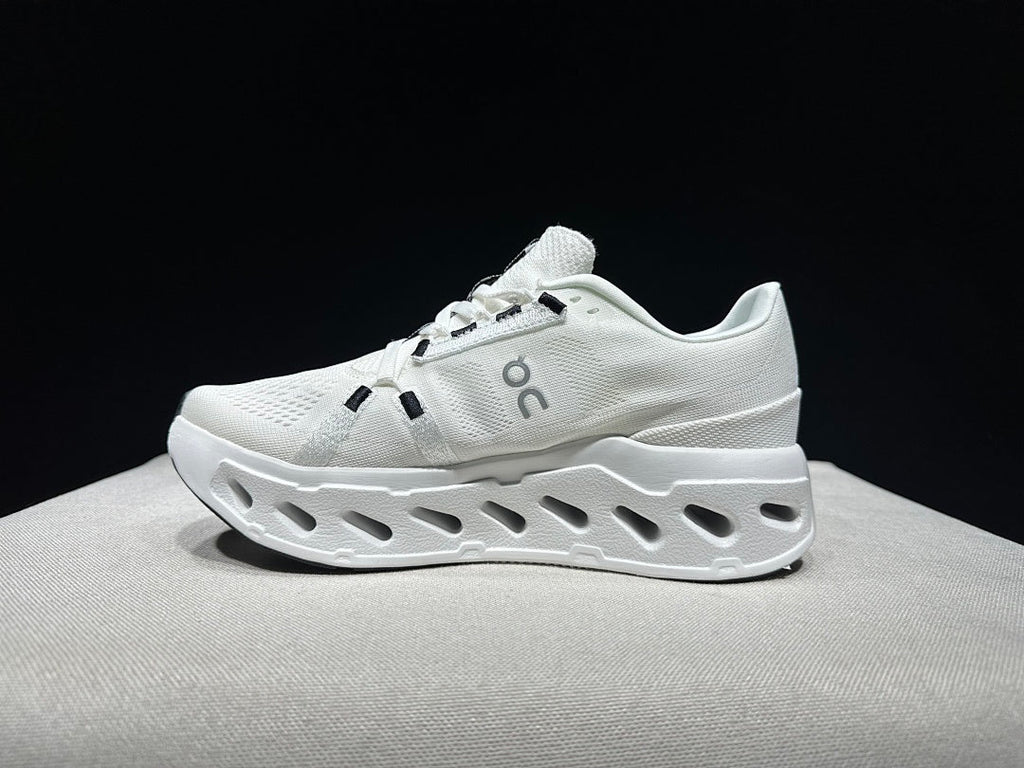 On Cloudeclipse White Running Sneakers