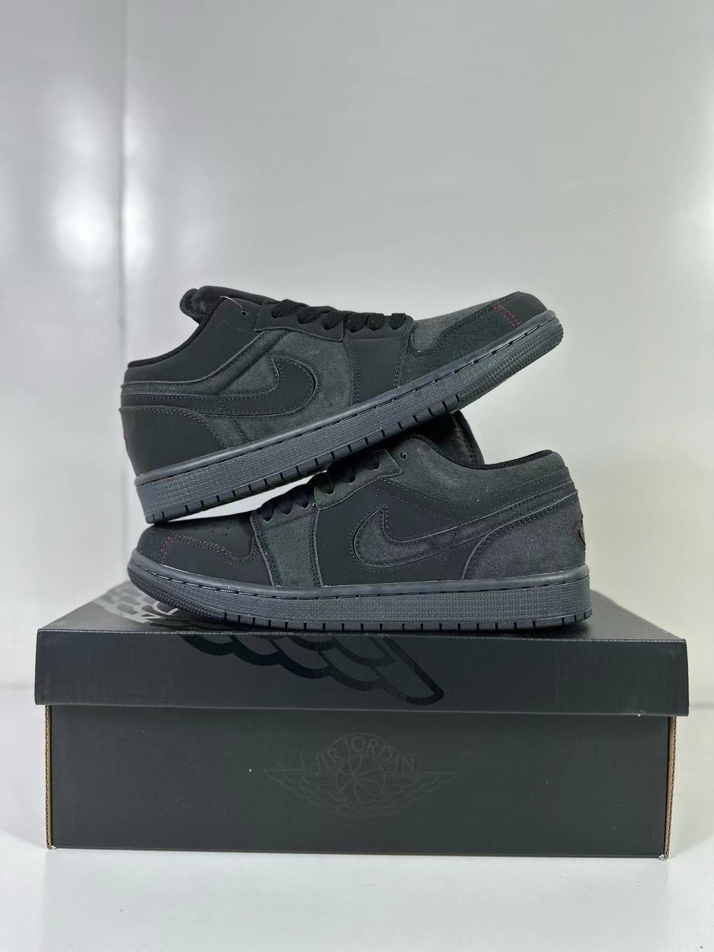 Jordan Air Jordan 1 Low SE Craft Black Grey FD8635-001
