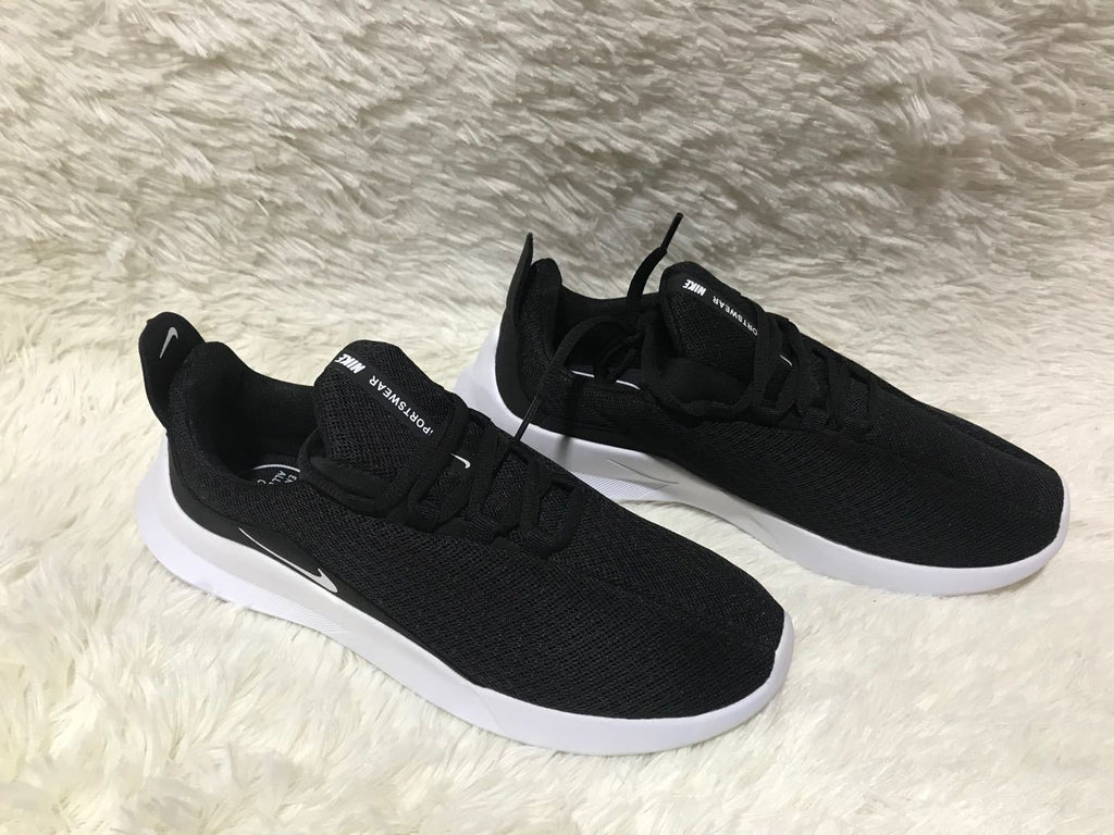 Nike Black and White Knit Low-Top Sneakers