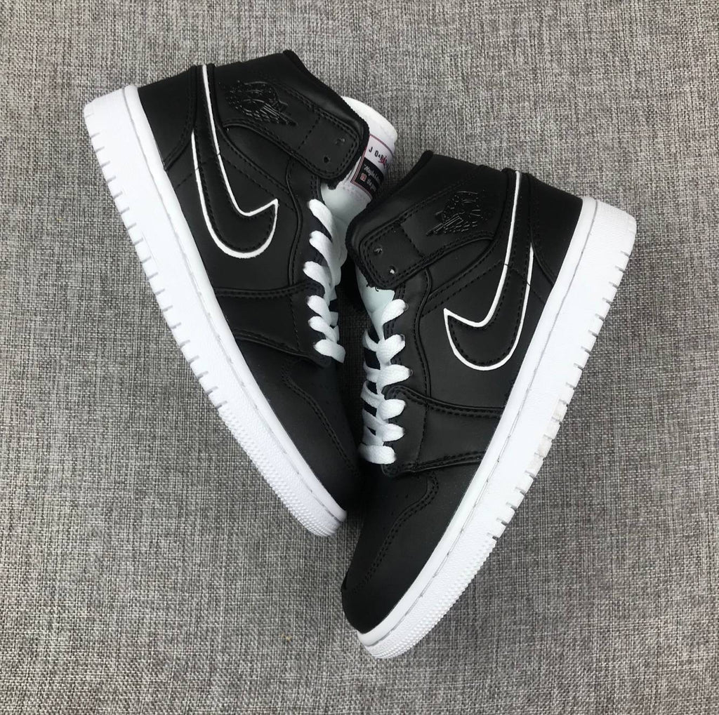 Air Jordan 1 Mid Black and White Sneakers 852542-016