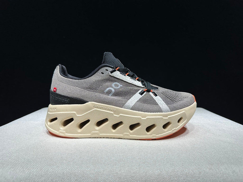 On Cloud Eclipse Running Shoes in Light Brown