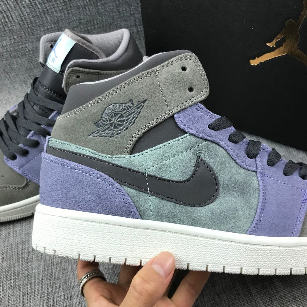 Jordan 1 Mid SE Sneakers Grey Purple 852842-203