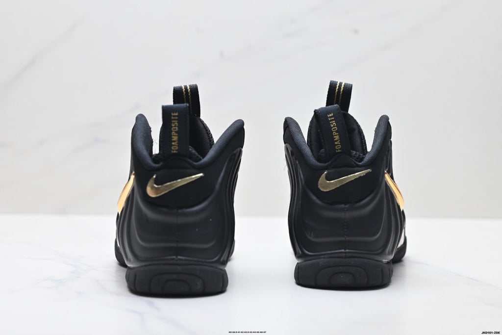 Nike Air Foamposite One Penny Hardaway Black Gold Sneakers