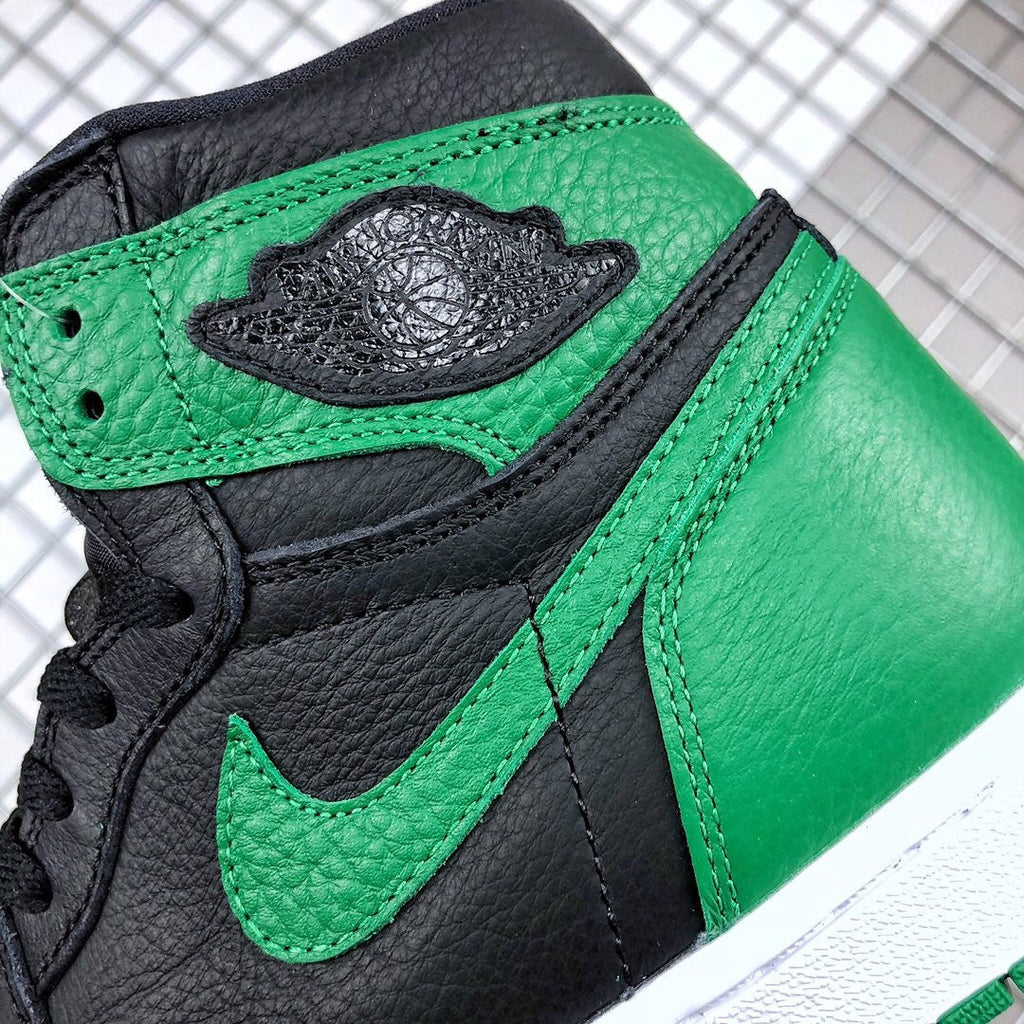 Air Jordan 1 High Pine Green Black Sneakers 555088-030