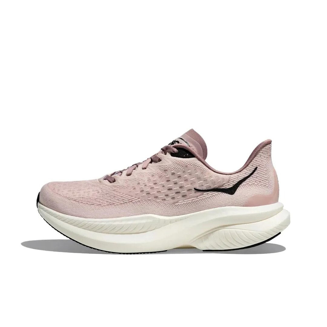 Nike Mach 6 Running Shoes in Pink
