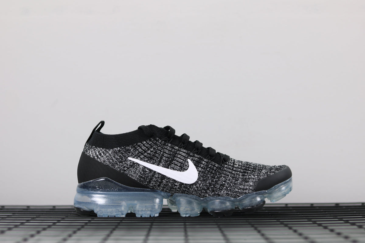 Nike Air VaporMax Flyknit 3 AJ6900-001 Black Sneakers