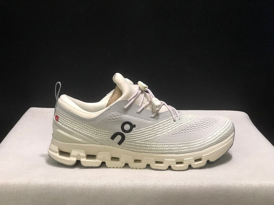 On Cloud X Z5 Sneakers in Ice Cream