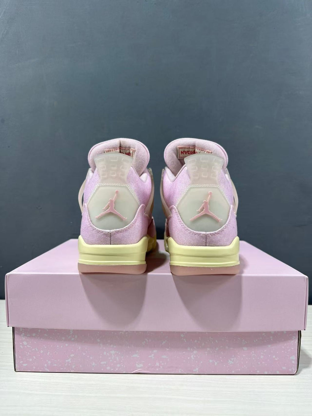 Jordan Air Jordan 4 Retro Pink Sneakers IB6716-600