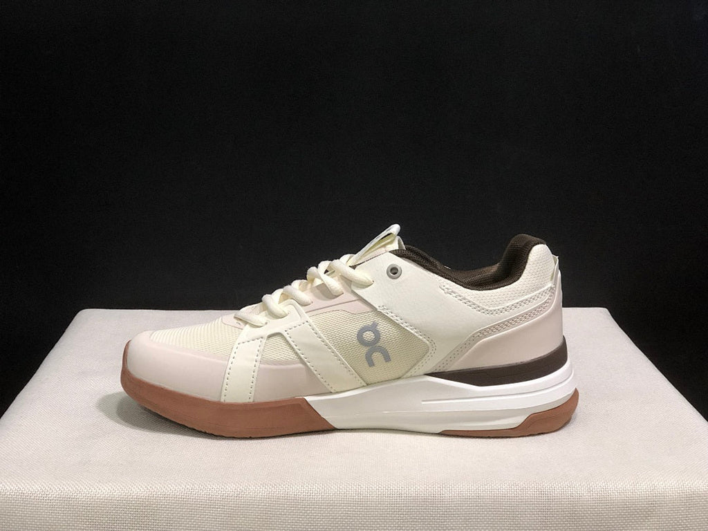 On THE ROGER Clubhouse Pro Tennis Shoes White Brown