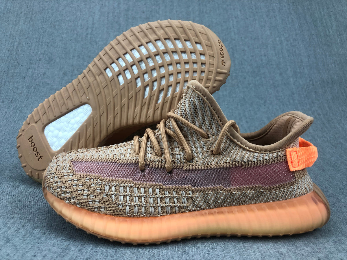 Yeezy 350 V2 Kids Sneakers in Beige and Orange