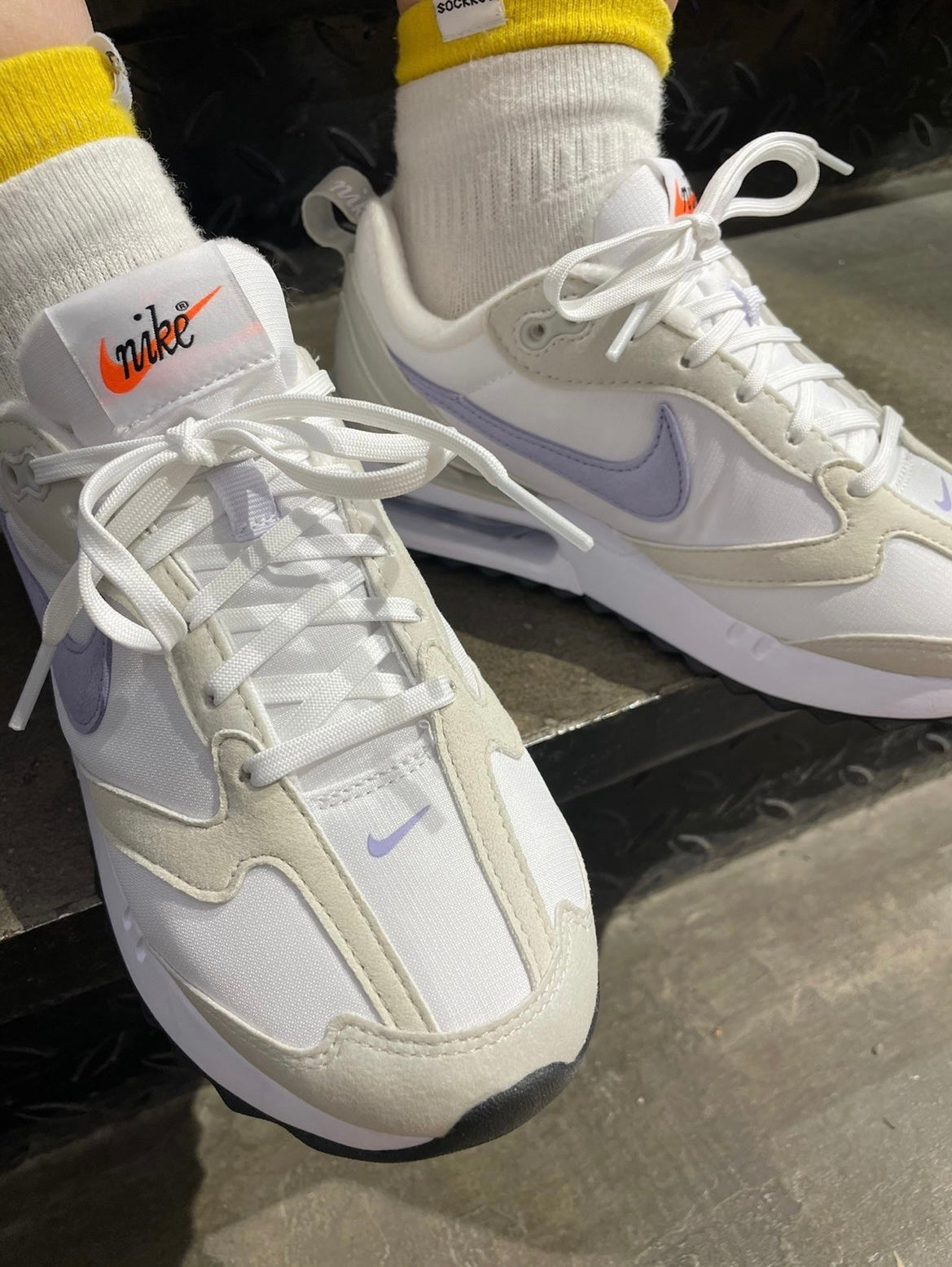 Nike Air Max Dawn Sneakers White Grey Purple DC4068-100