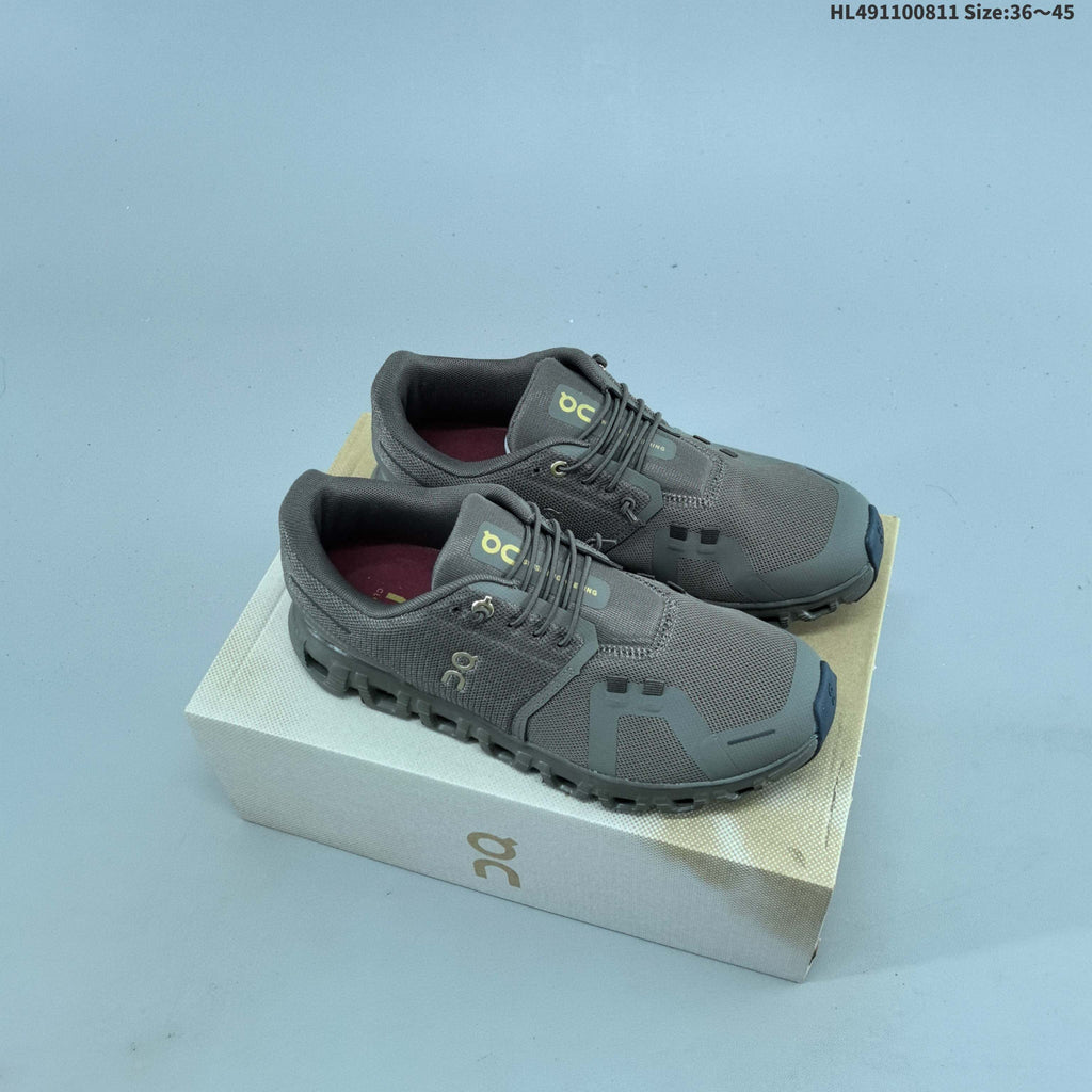 On Cloud 6 Running Shoes, Multiple Colors