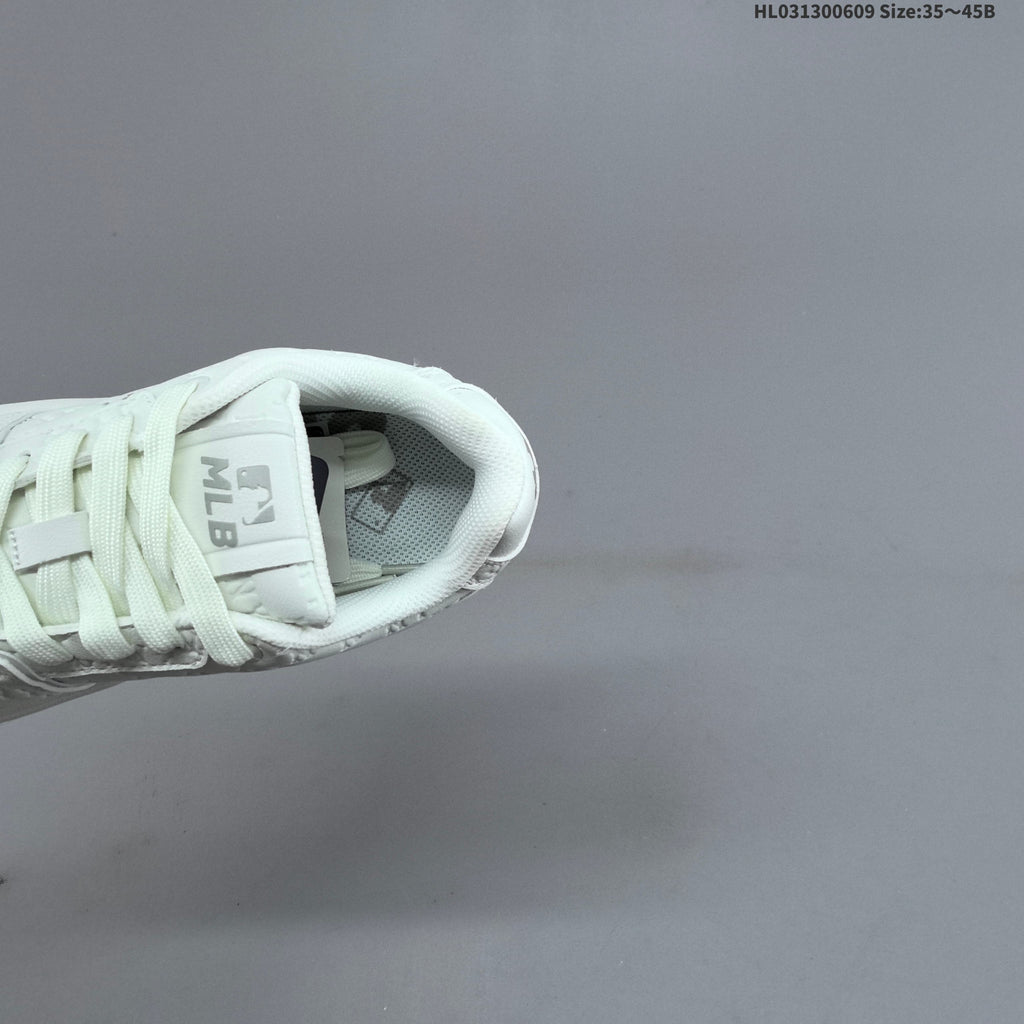 MLB NY Low-Top Platform Sneakers in White