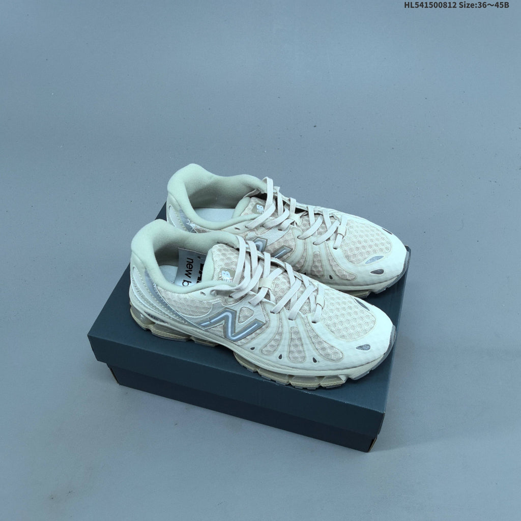New Balance 18907 Sneakers – Multicolor Running Style