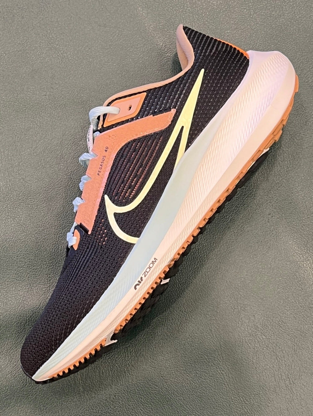 Nike Air Zoom Pegasus 40 Running Shoes Black Yellow FQ6852-081