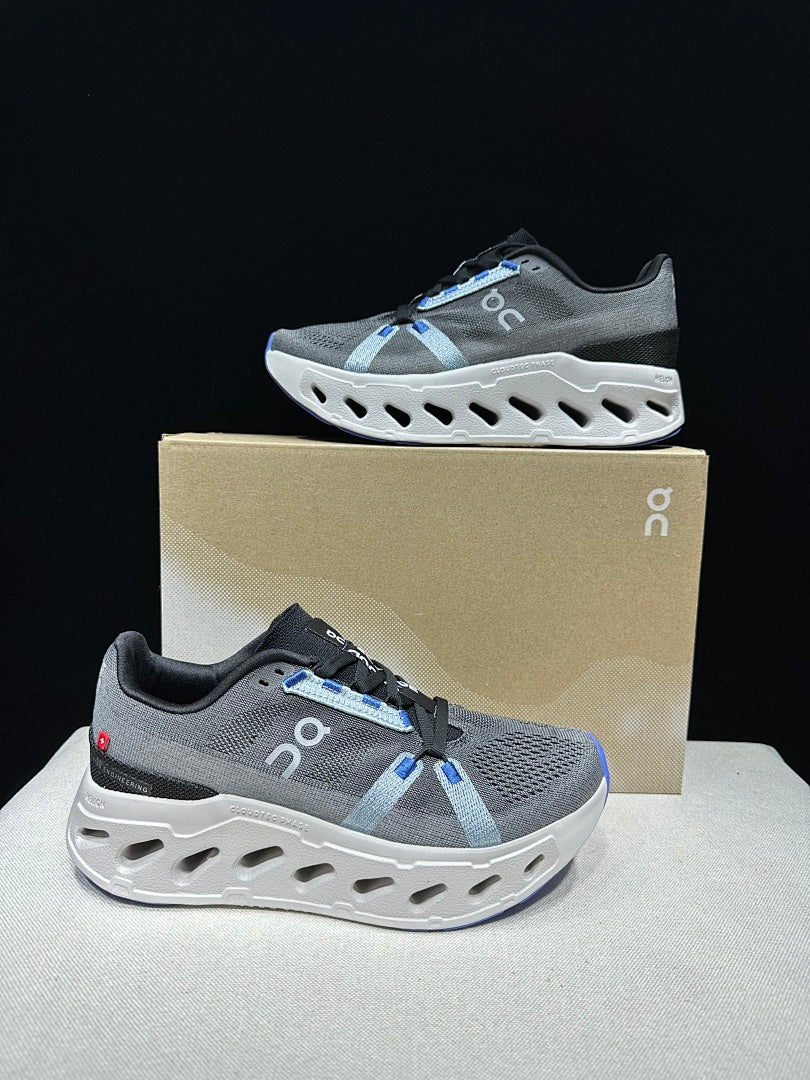 On Cloudeclipse Running Shoes in Gray and Blue