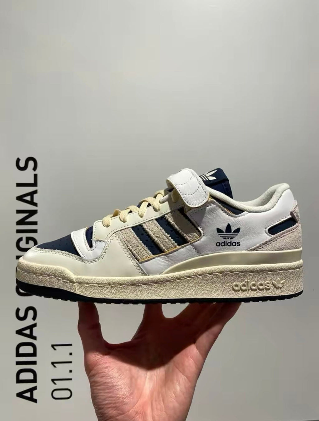 adidas Originals Forum 84 Low Sneakers White Navy GZ6427
