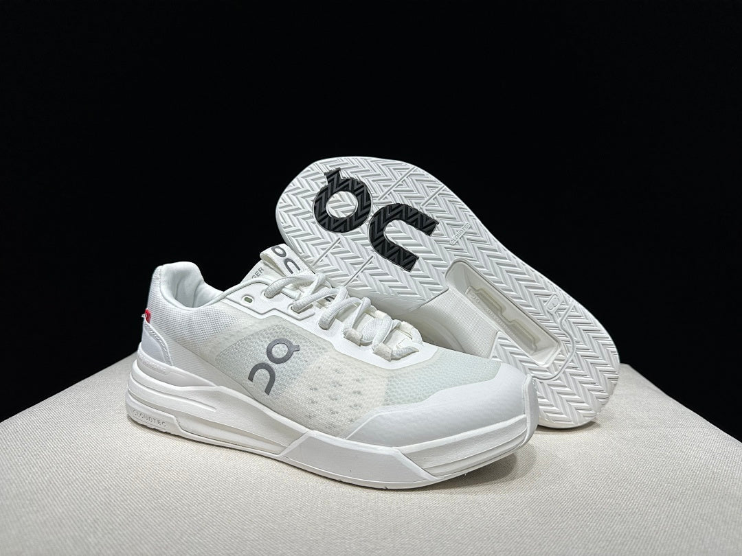 On THE ROGER Advantage Pro White Tennis Sneakers