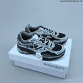 Saucony ProGrid Omni 9 Retro Running Sneakers