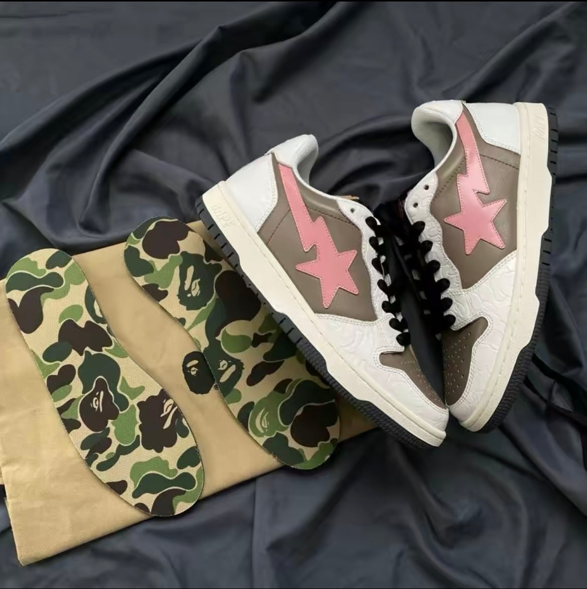 BAPE Sk8 Sta Low-Top Sneakers in White, Taupe and Pink