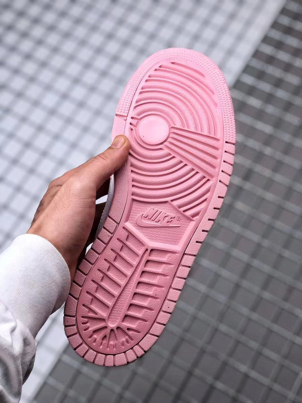 Jordan 1 High Zoom CMFT Pink White Orange Sneakers CT0979-601