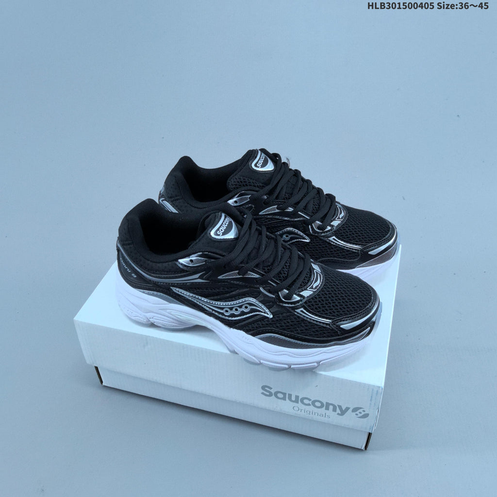 Saucony ProGrid Omni 9 Retro Running Shoes