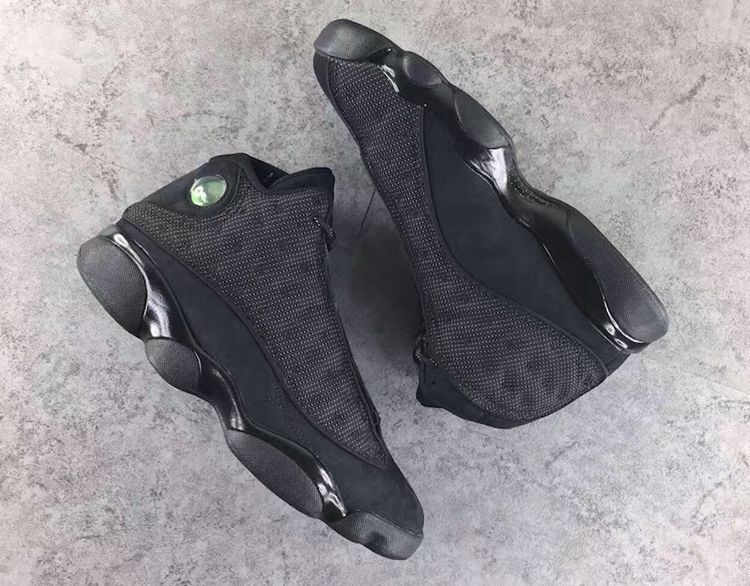 Air Jordan 13 Retro Black Cat Black Basketball Sneakers