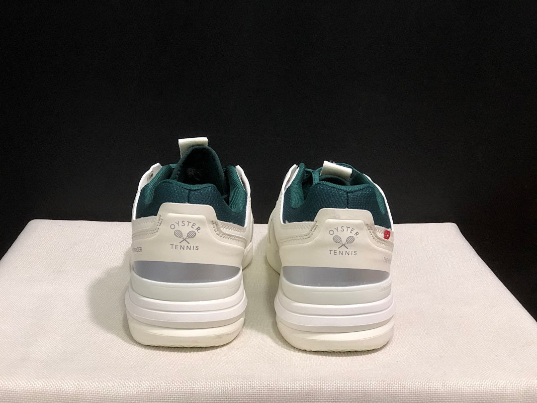 On The Roger Clubhouse Pro Sneakers White Dark Green
