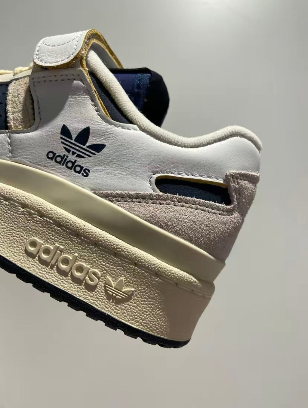 adidas Originals Forum 84 Low Sneakers White Navy GZ6427
