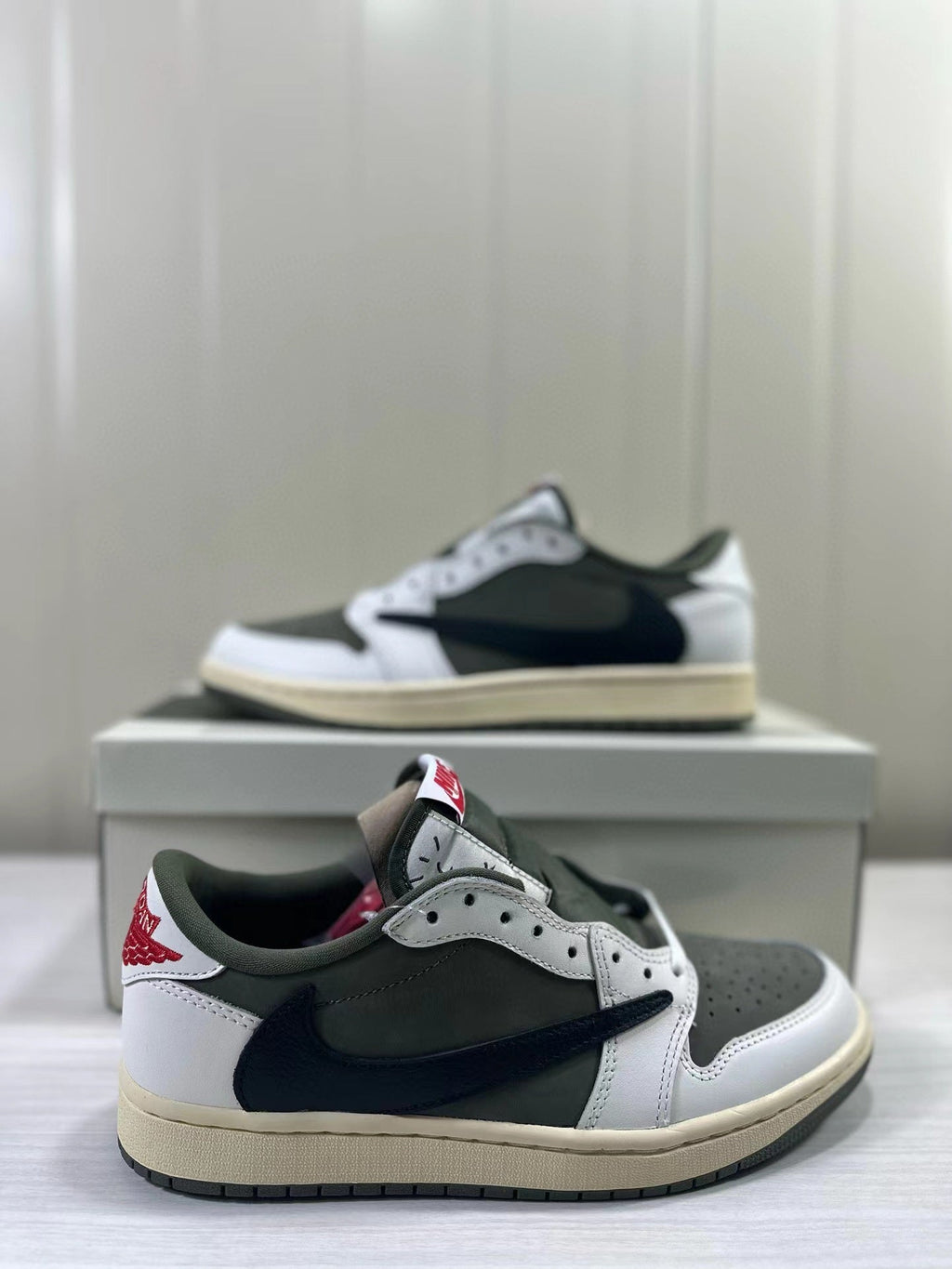 Jordan Air Jordan 1 Low OG DM7866-200 Sneakers