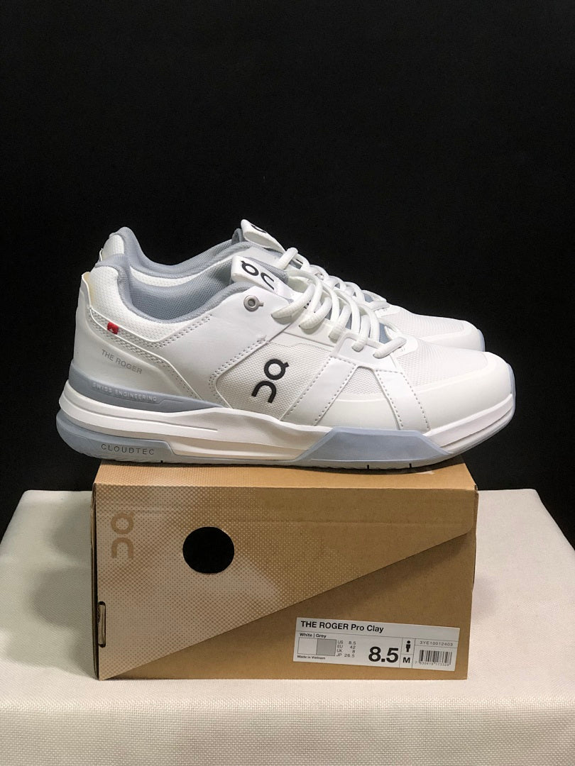 On The Roger Clubhouse Pro Tennis Shoes White Grey