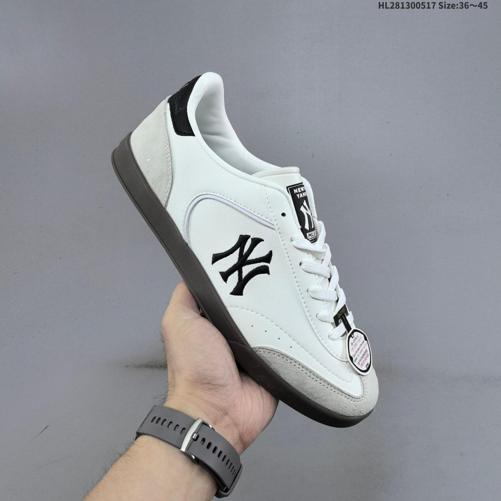 MLB Clubbie SD Low-Top Sneakers, White and Green