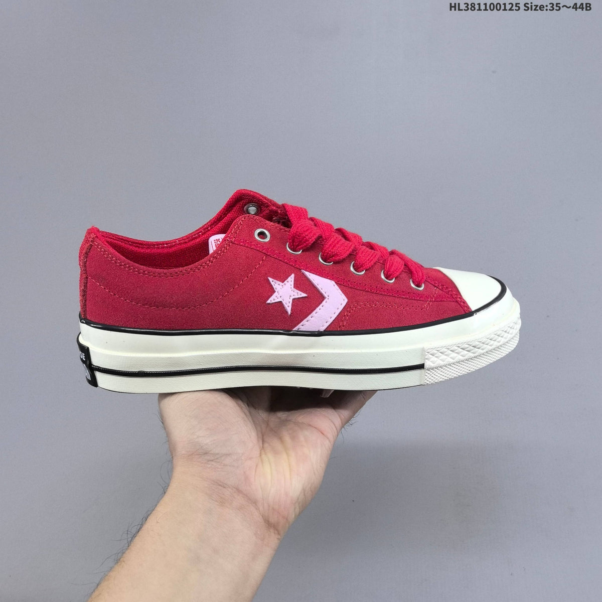 Converse Star Player Ox Low-Top Sneakers in Navy/White