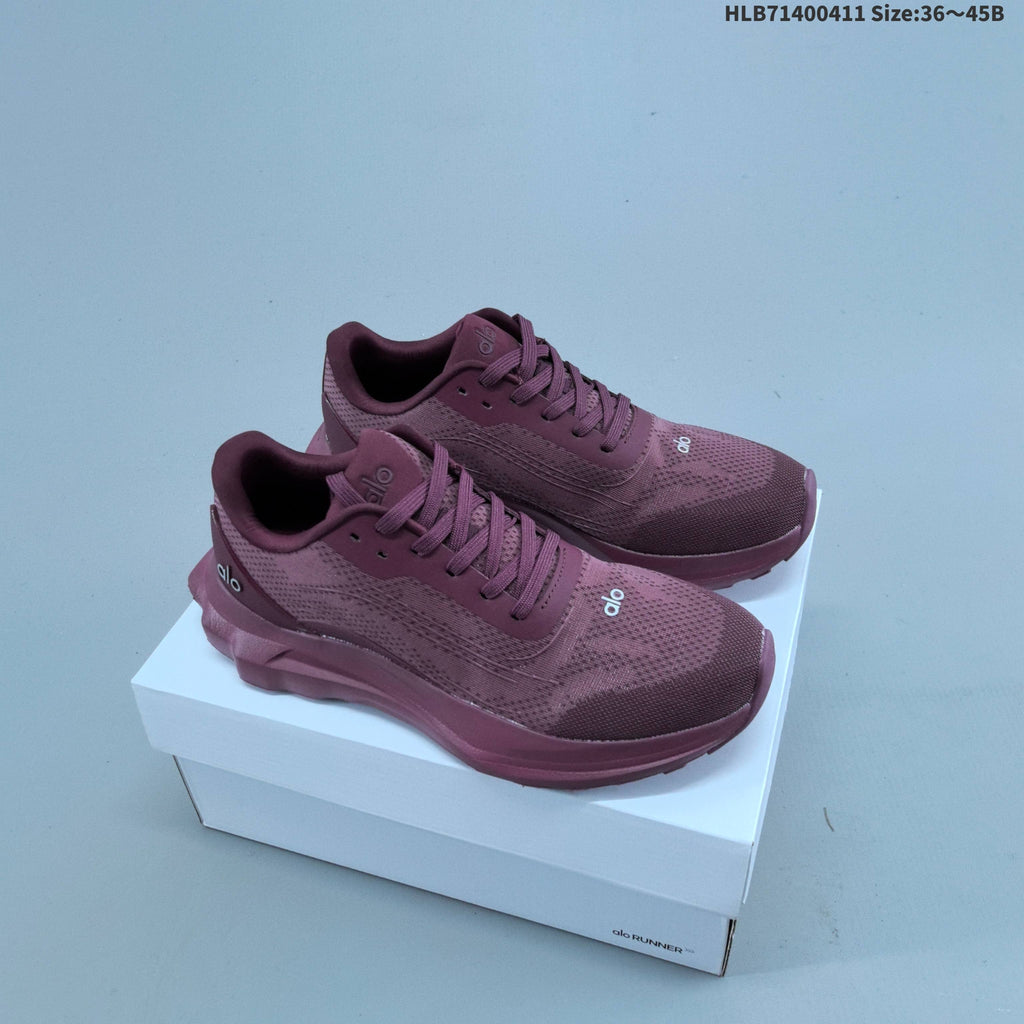 Alo Runner Low-Top Running Sneakers