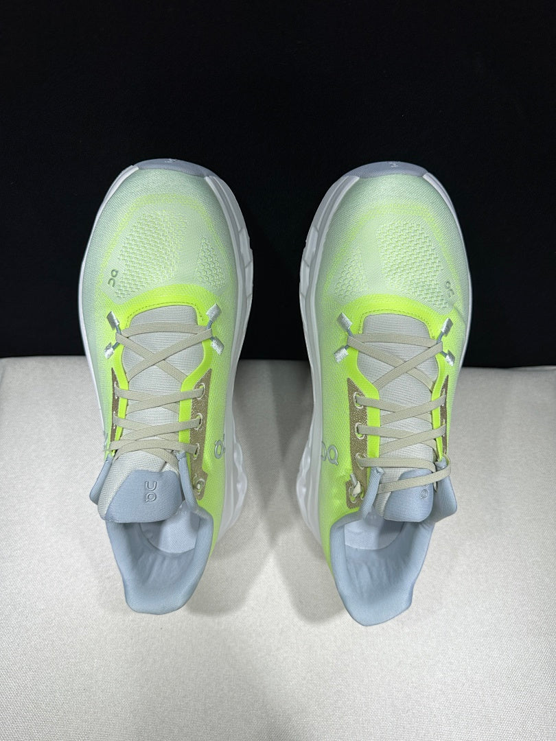 On Cloudtilt Sneakers in Lime and Ivory