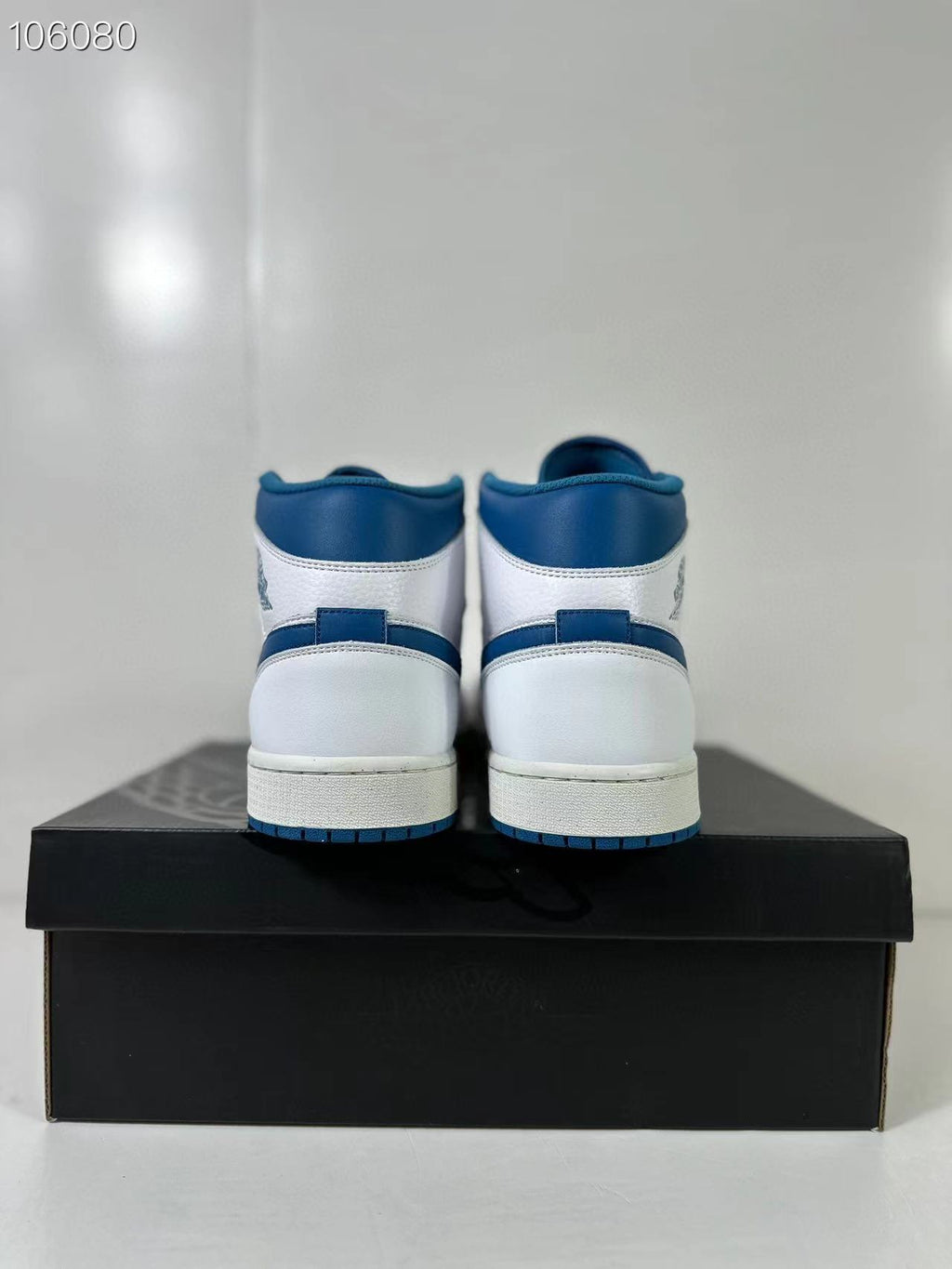 Jordan Air Jordan 1 Mid White Blue FN5215-141 Sneakers