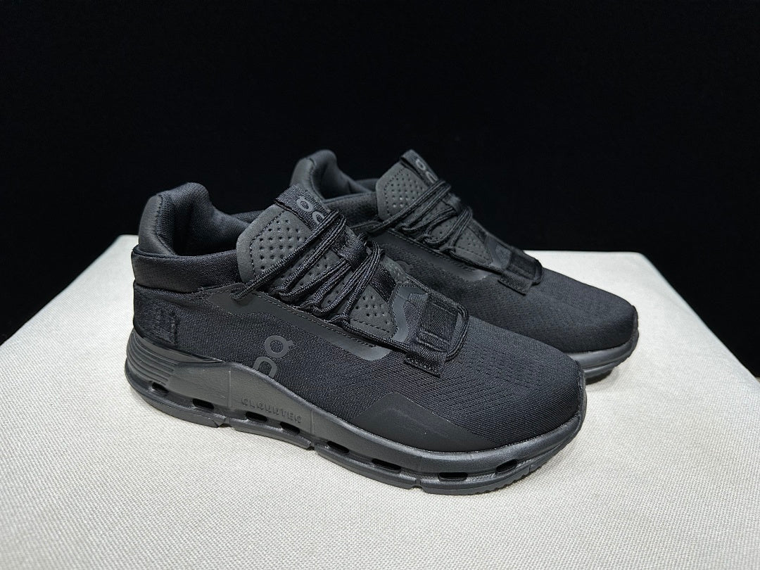 On Cloudnova 2 Black Sneakers