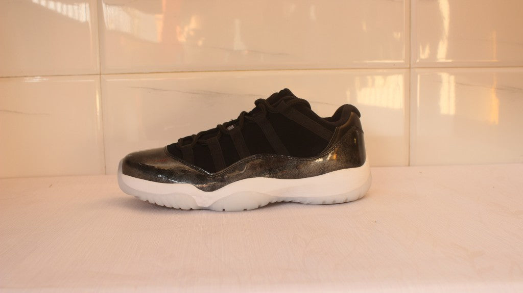Jordan Air Jordan 11 Low Barons Black Sneakers
