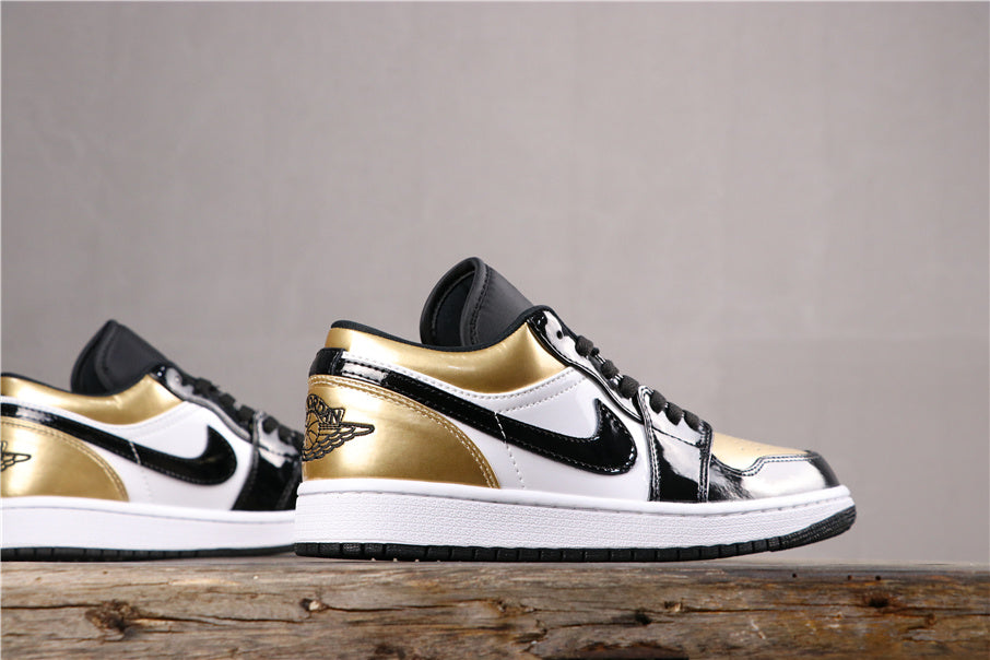 Jordan 1 Low Black Metallic Gold Sneakers CQ9447-700