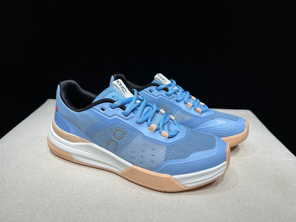 On THE ROGER Advantage Pro Blue Tennis Shoes