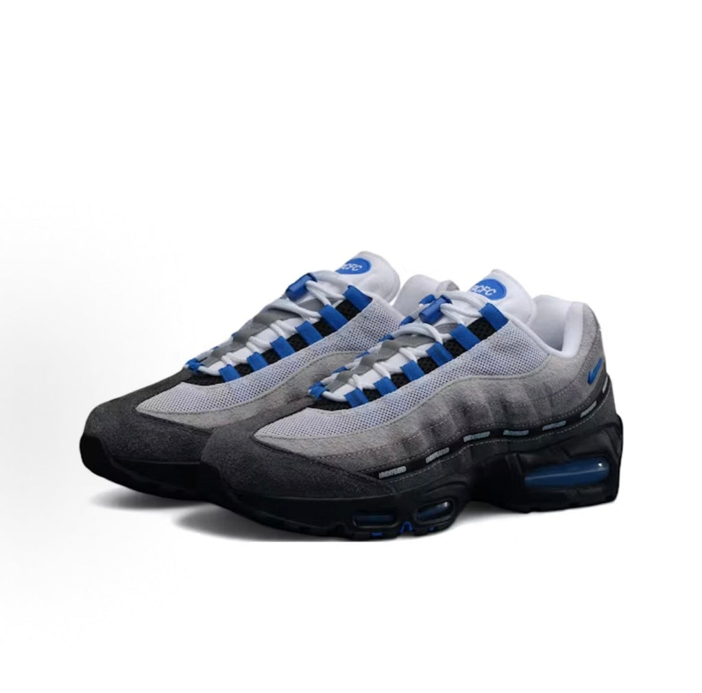 Nike Air Max 95 SP x UNDEFEATED IB4523-001 Sneakers