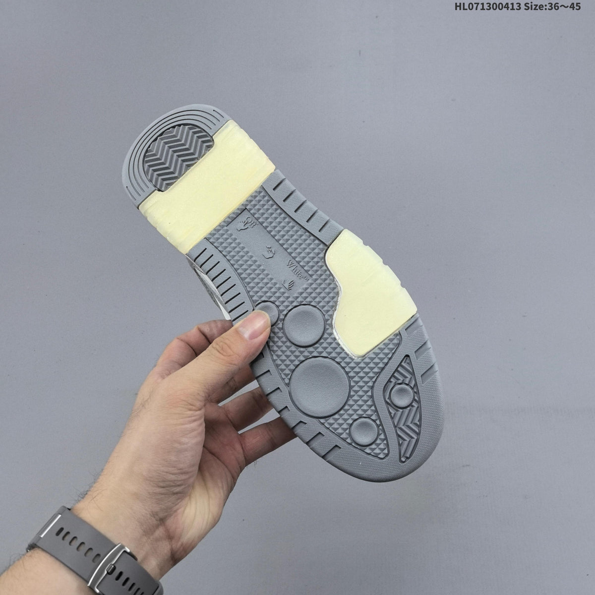 Off-White Arrows Low-Top Sneakers in White and Grey