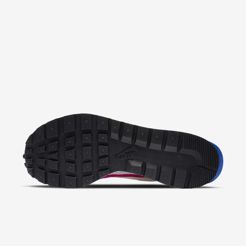 Nike sacai VaporWaffle Sneakers CV1363-100 Grey White